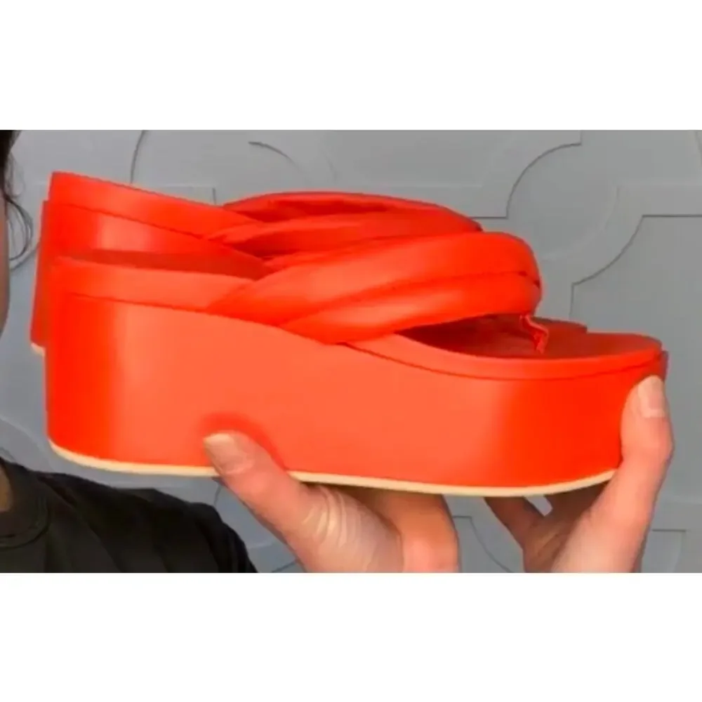 UNLACE Toe Strap Sandals In Red Size Euro 40 / US 10 New in Box MSRP $317